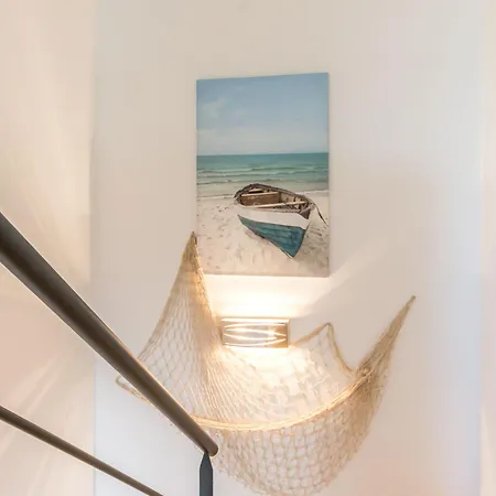 Maison Moderne A 100m De La Avec Jardin Clos, Garage, Wifi, Proche Avec Commerces, Animaux Ok - Fr-1-306-1205